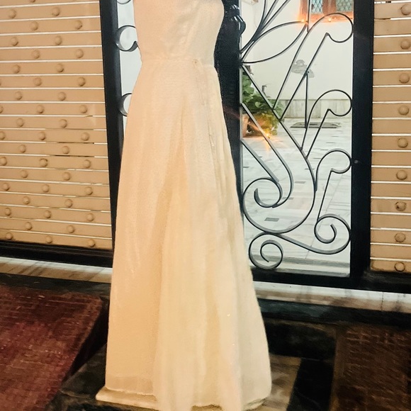 Off white maxi dress with side tie up strings on cotton fabric - Picture 2 of 6